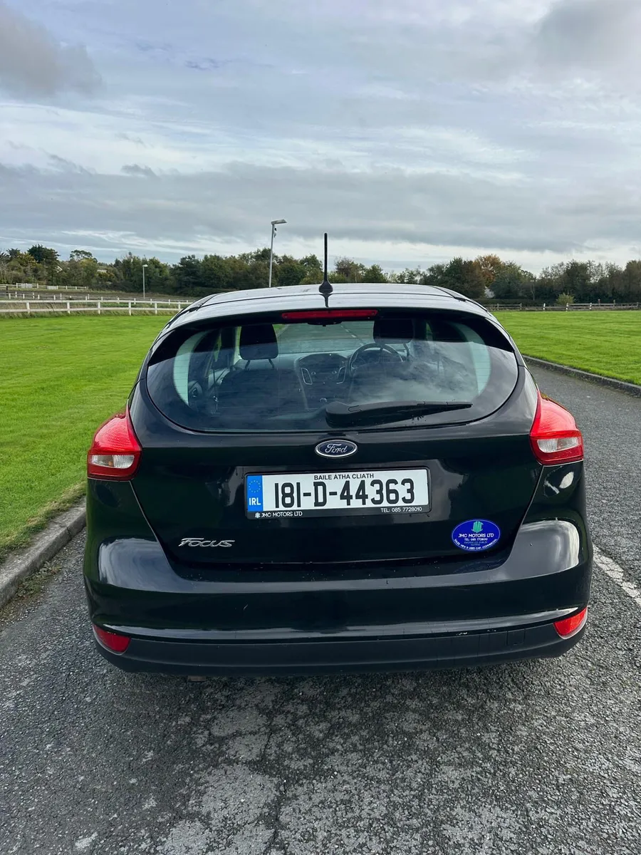 Ford Focus 2018 Cvrt 9/2027 - Image 4