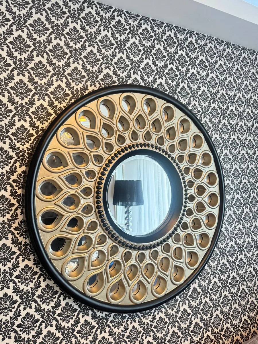 Mirror - Image 3