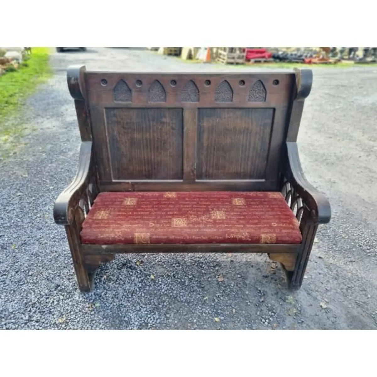 Gothic Style Settle Bench KAS1394 - Image 2