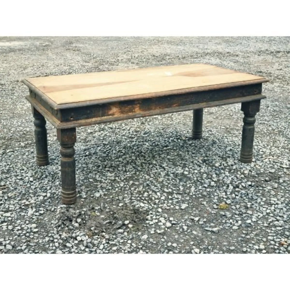 Rustic Coffee Table KAS1392 - Image 2