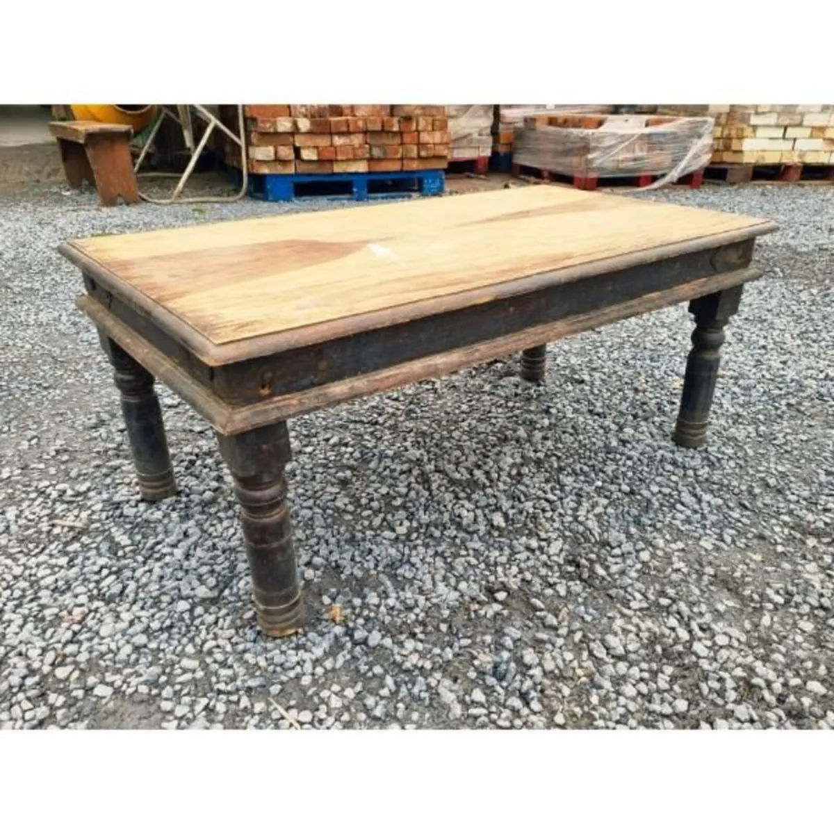 Rustic Coffee Table KAS1392 - Image 4