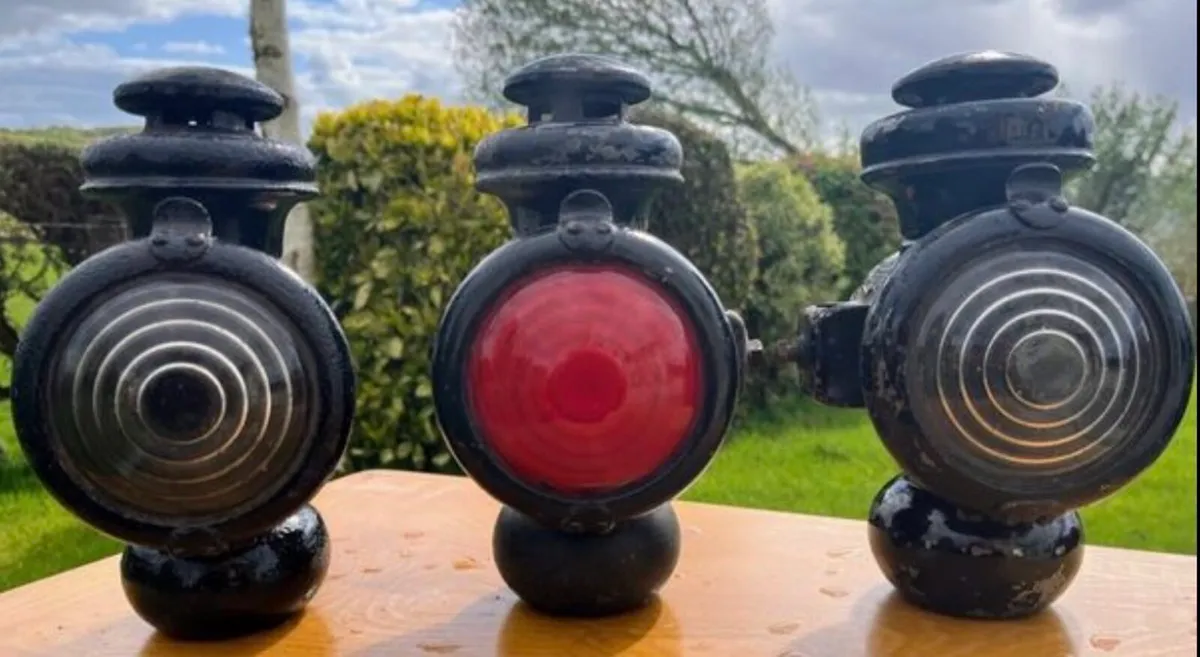 Ford model T tail lamps - Image 1