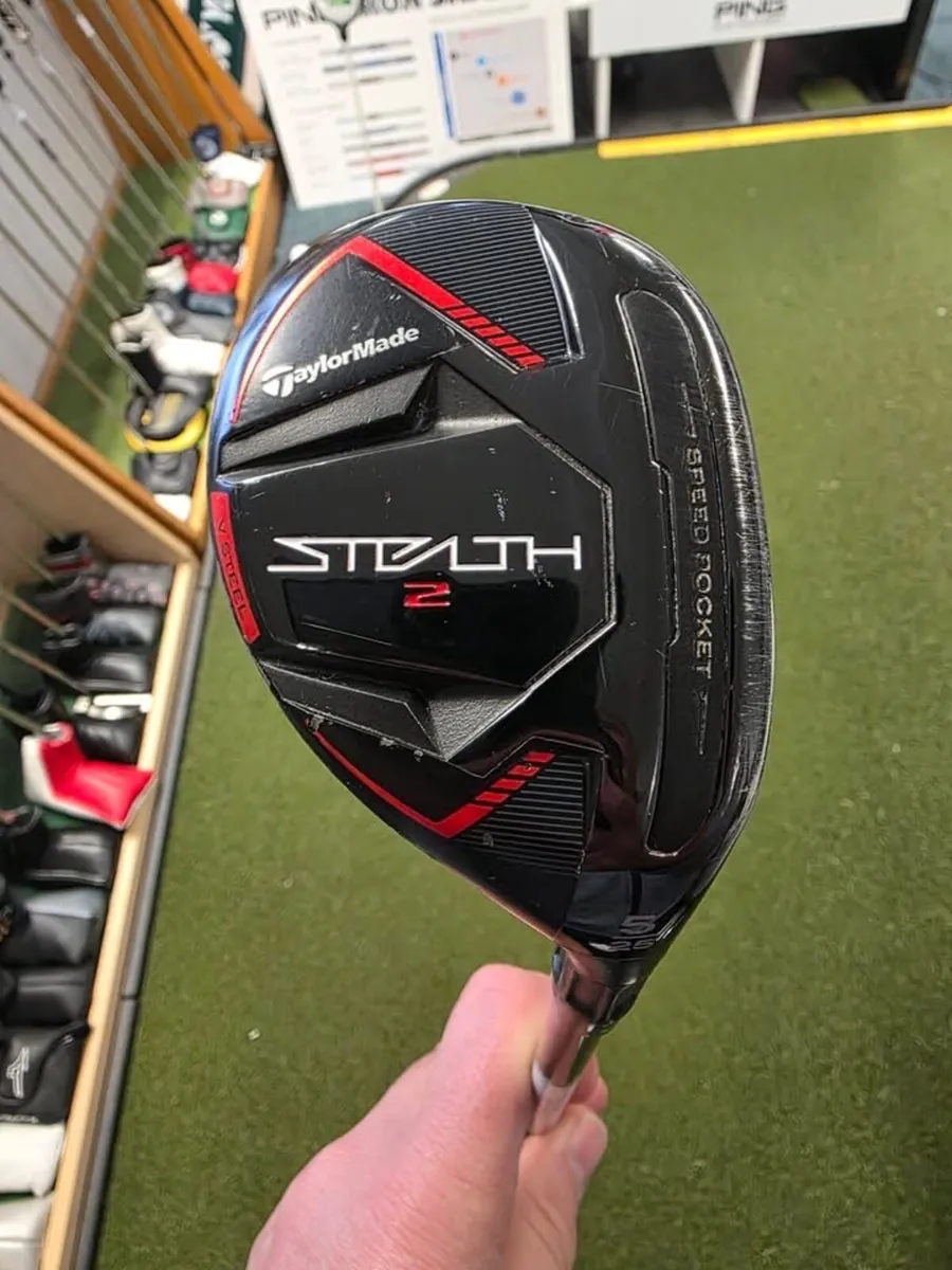 Taylormade Stealth 2 5 Hybrid - Image 1