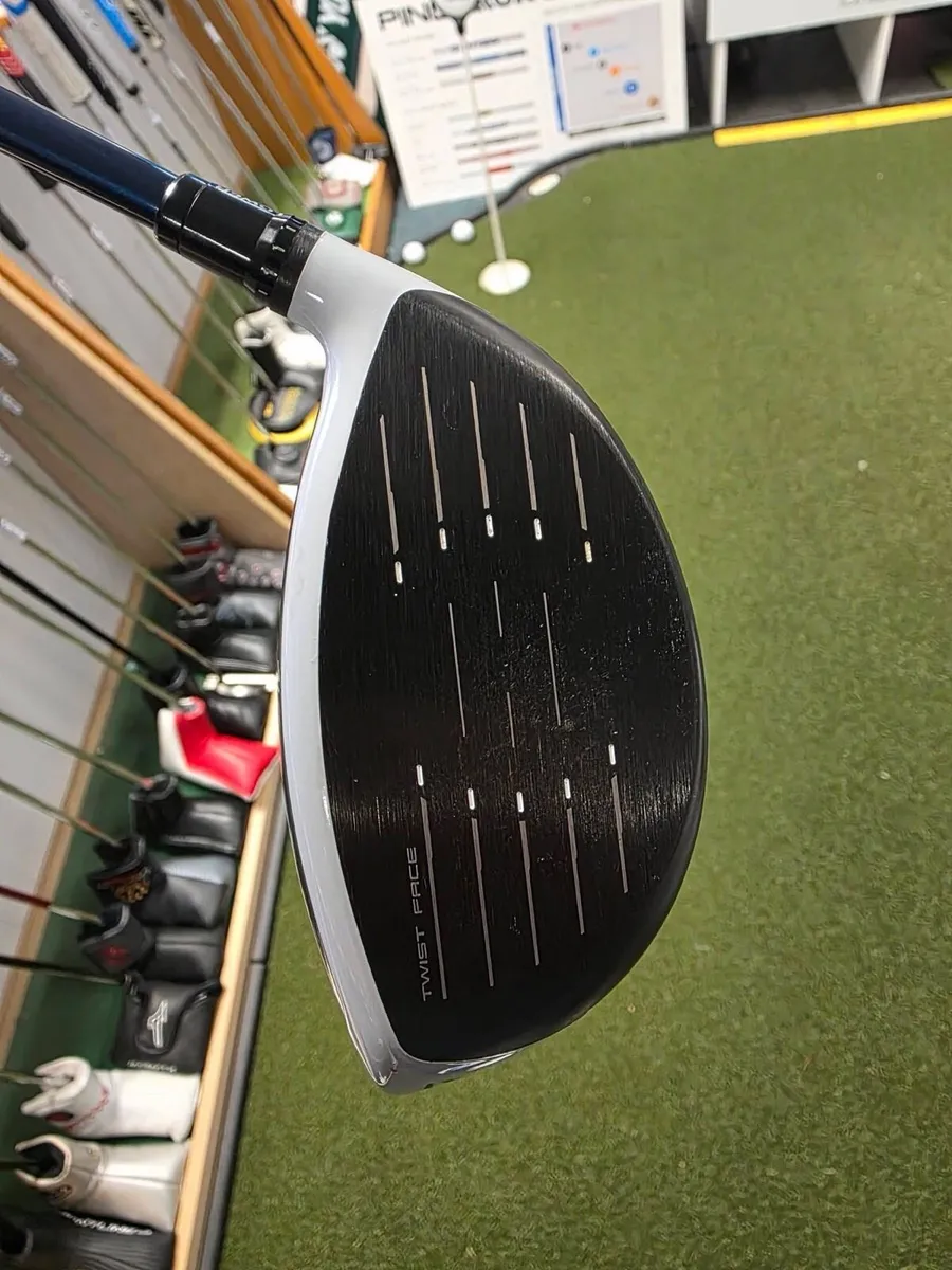 Taylormade Sim2 Max Driver - Image 4