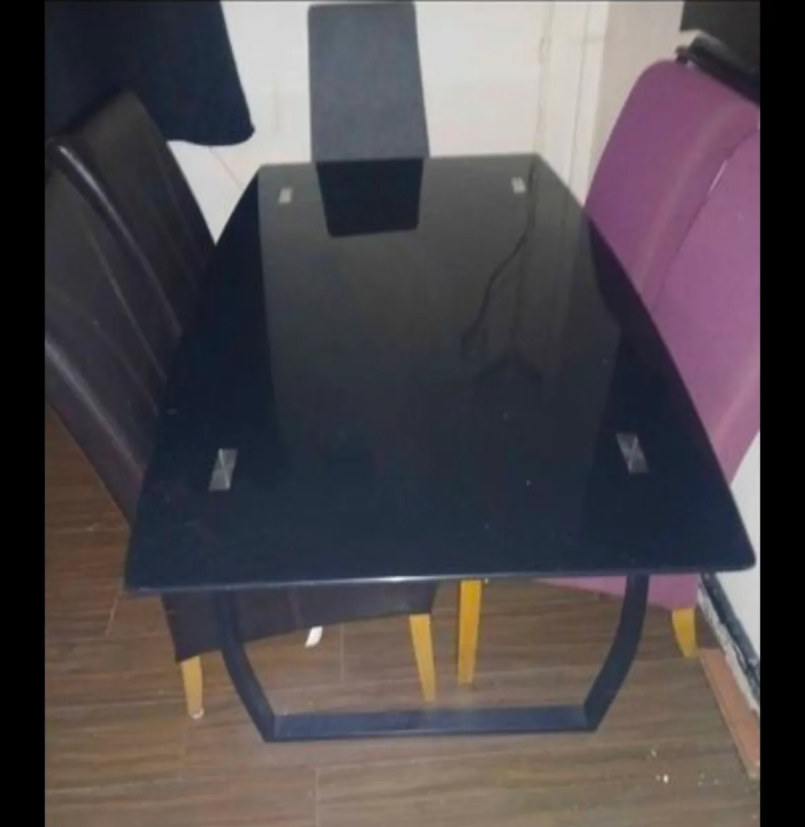 black glass dining table - Image 3