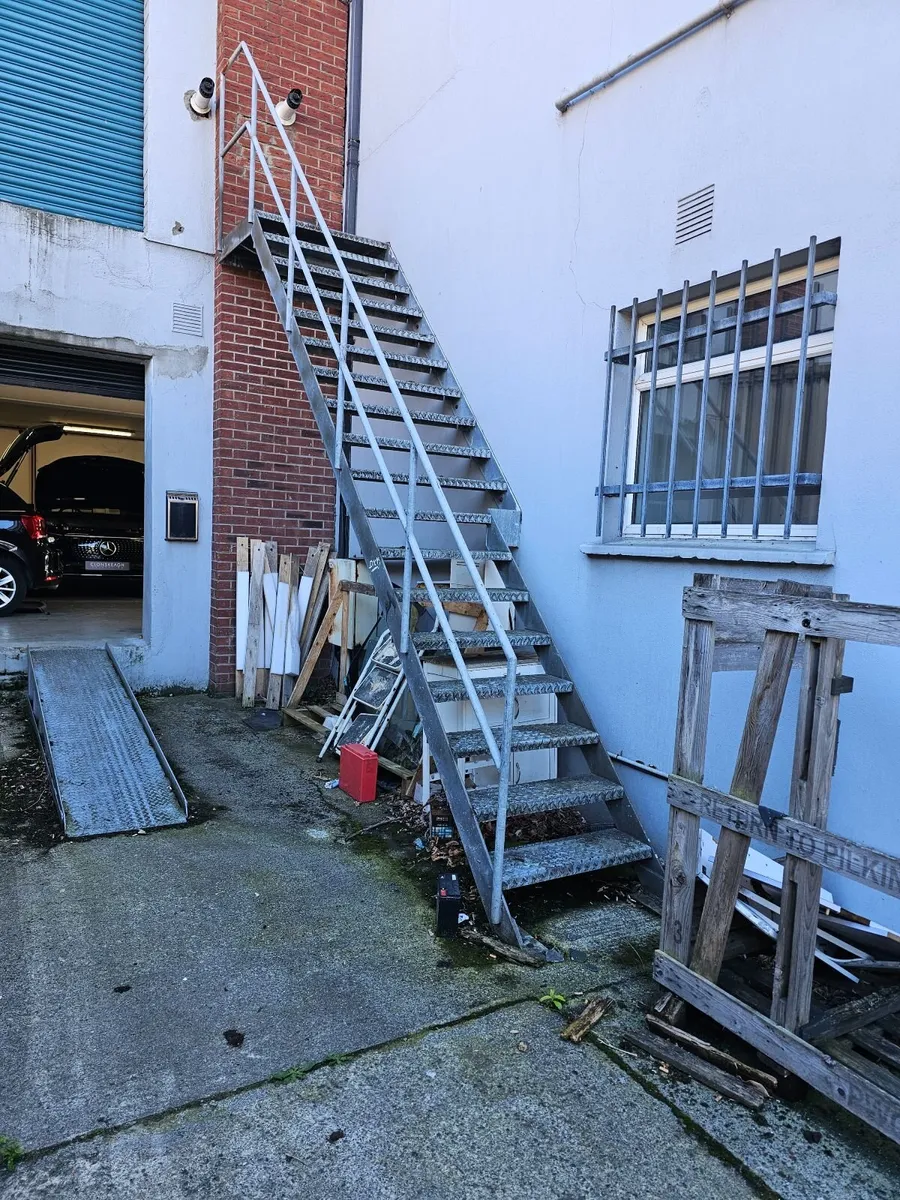 Fire escape stairs - Image 1