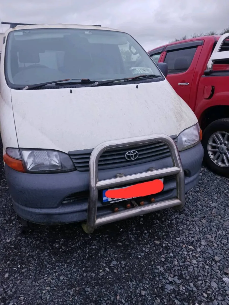 Toyota hiace bullbar, roof racks, towbars - Image 1