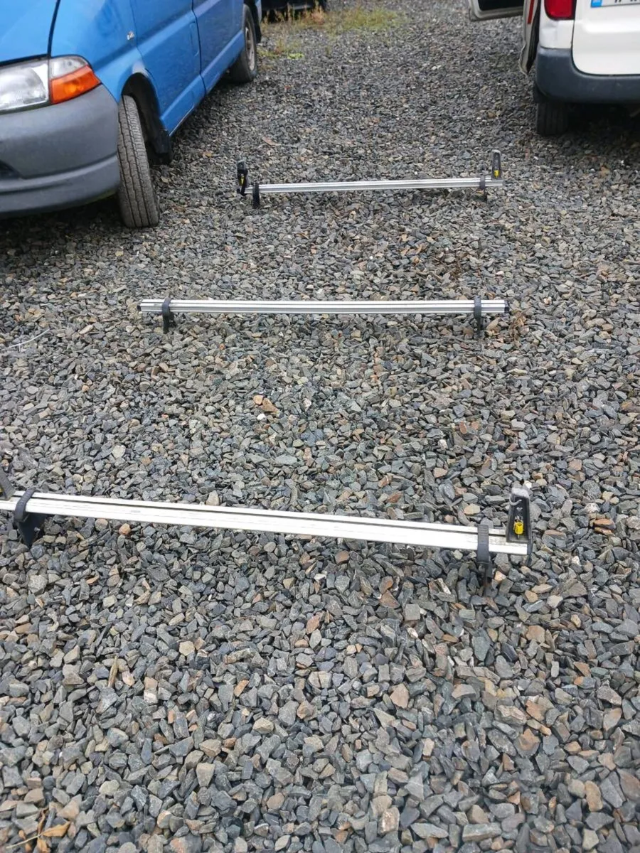 Toyota hiace bullbar, roof racks, towbars - Image 2