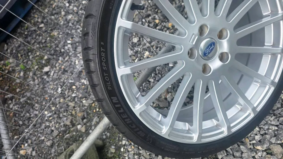 Ford focus RS mk2 alloys - Image 2