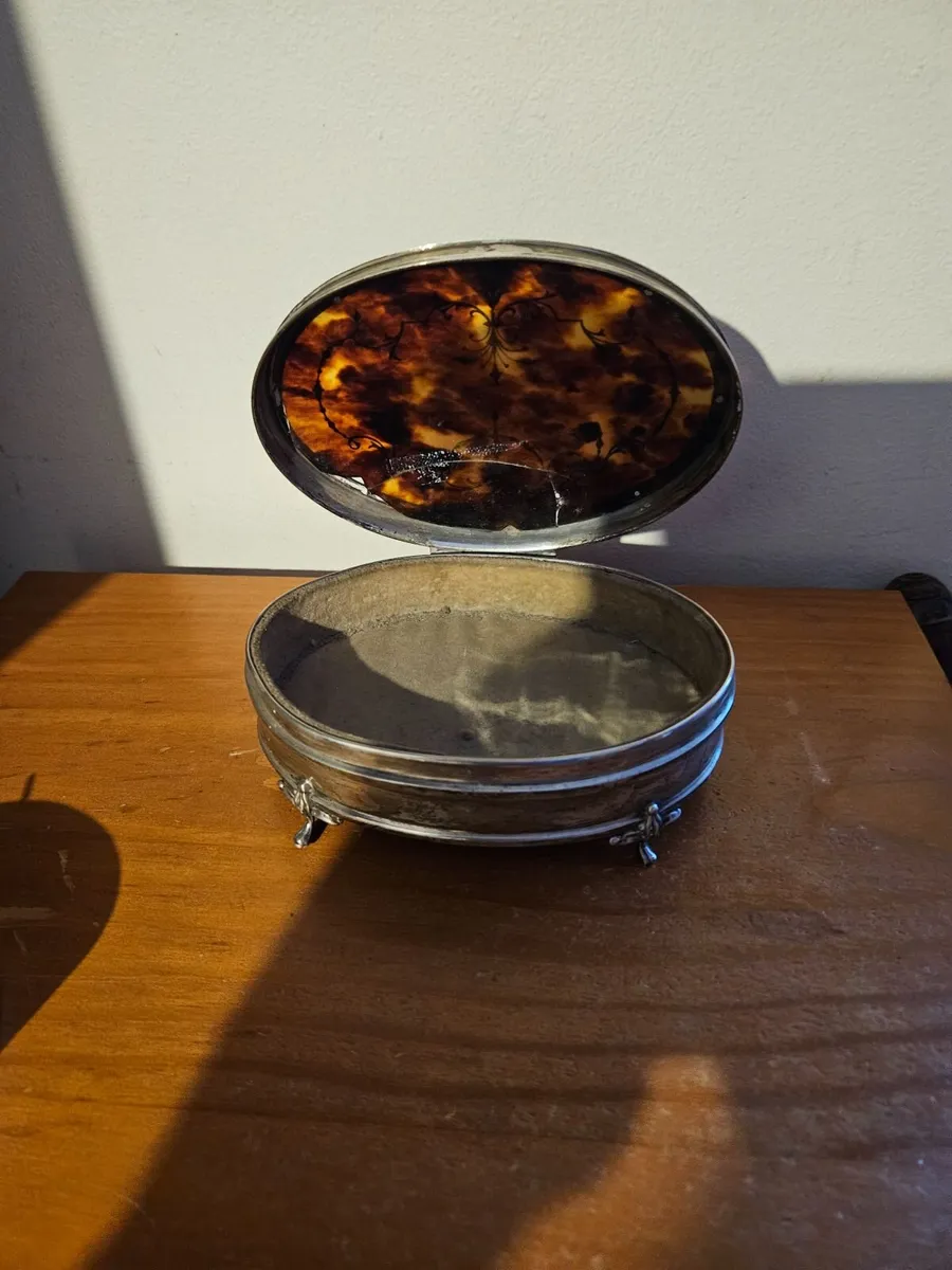 Vintage Jewellery Box - Image 1