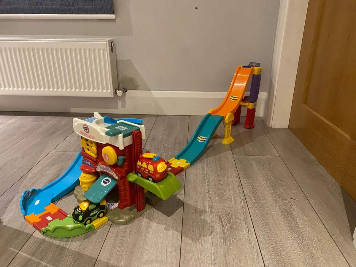 Toys - Image 2