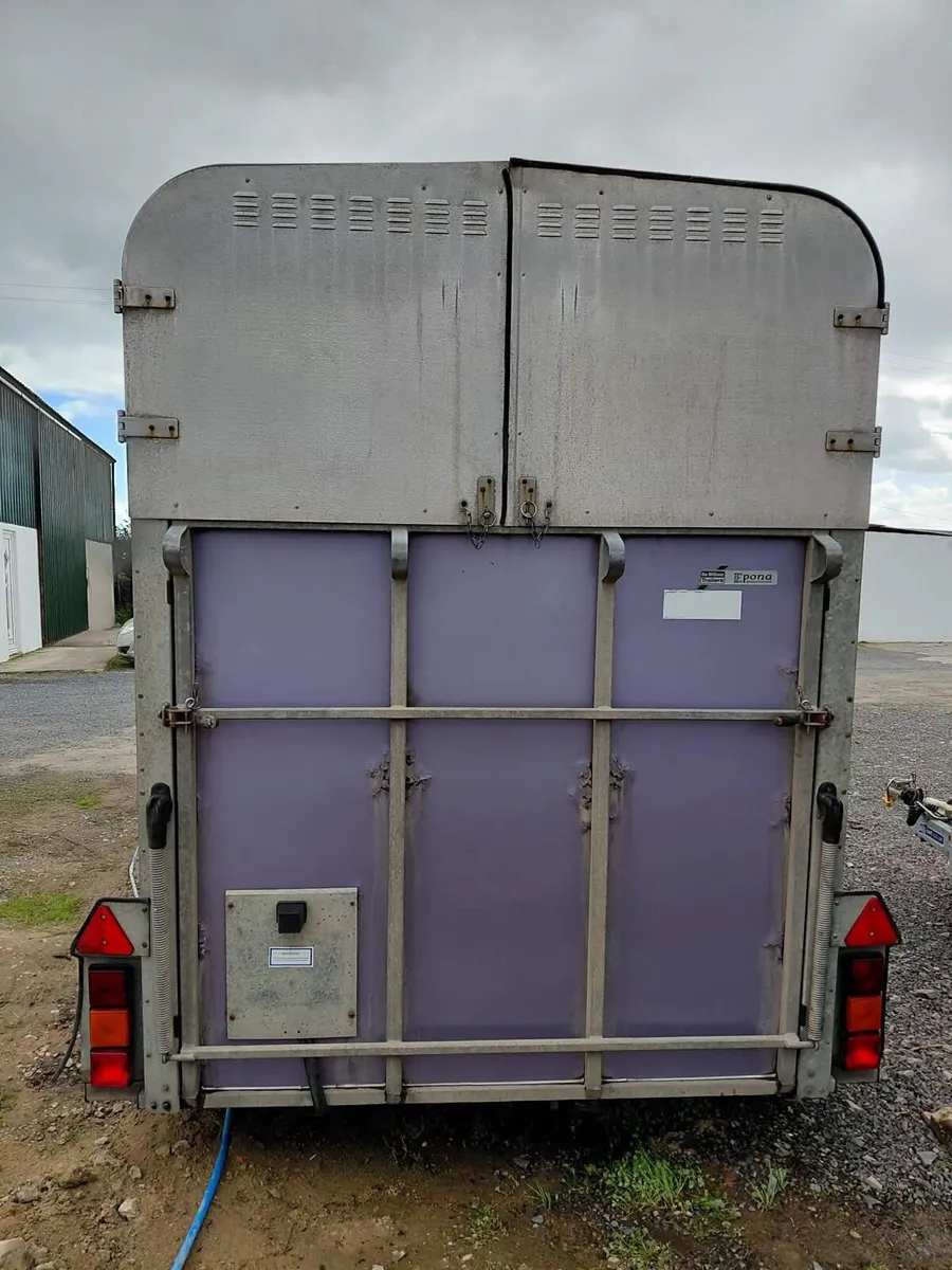 IW510 epona horse trailer - Image 3