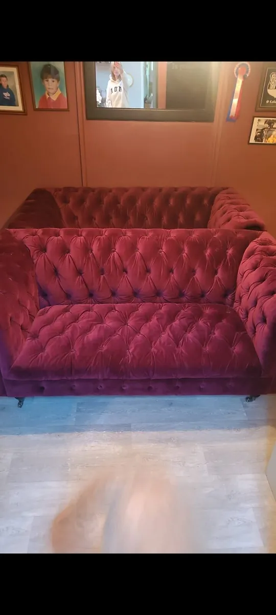 Couches - Image 3
