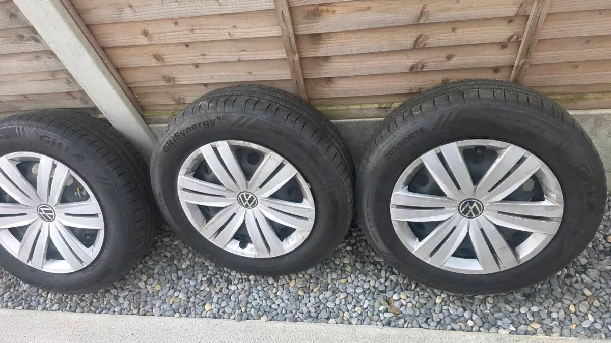 Vw caddy steel wheels x3 - Image 3