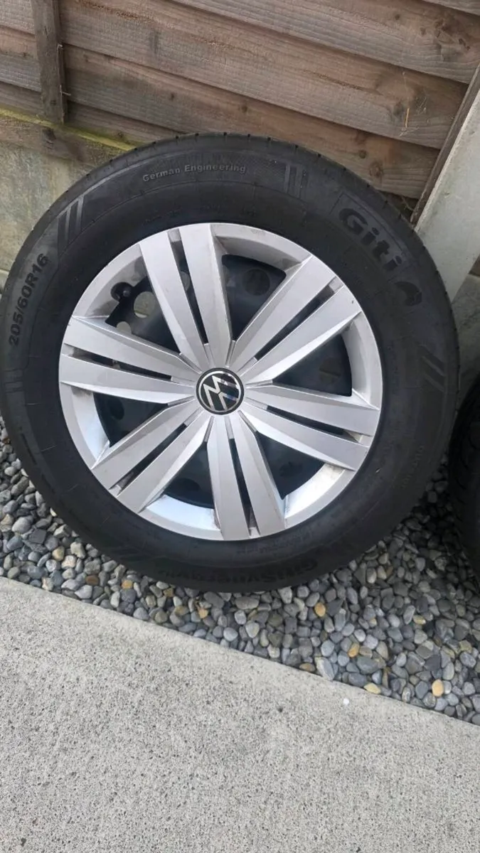 Vw caddy steel wheels x3 - Image 1