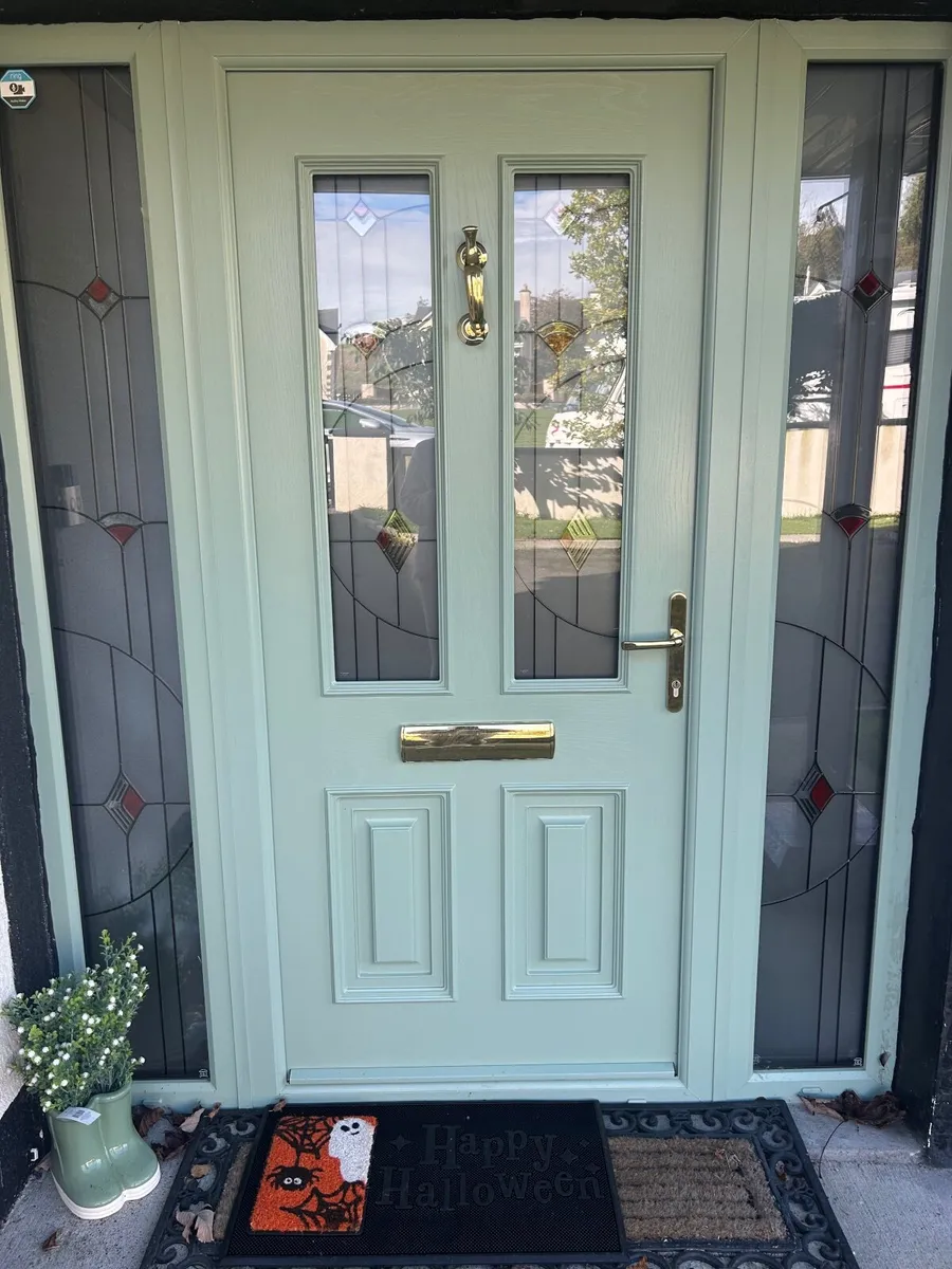 Hall door - Image 1
