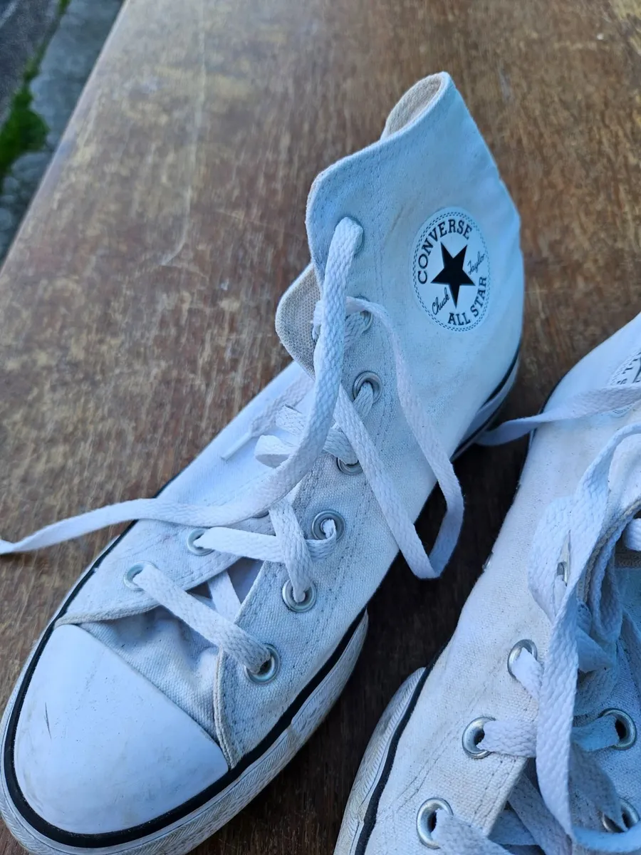 Converse Trainers Size 7 - Image 3