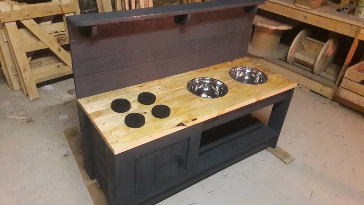 Mud kitchens - Image 3