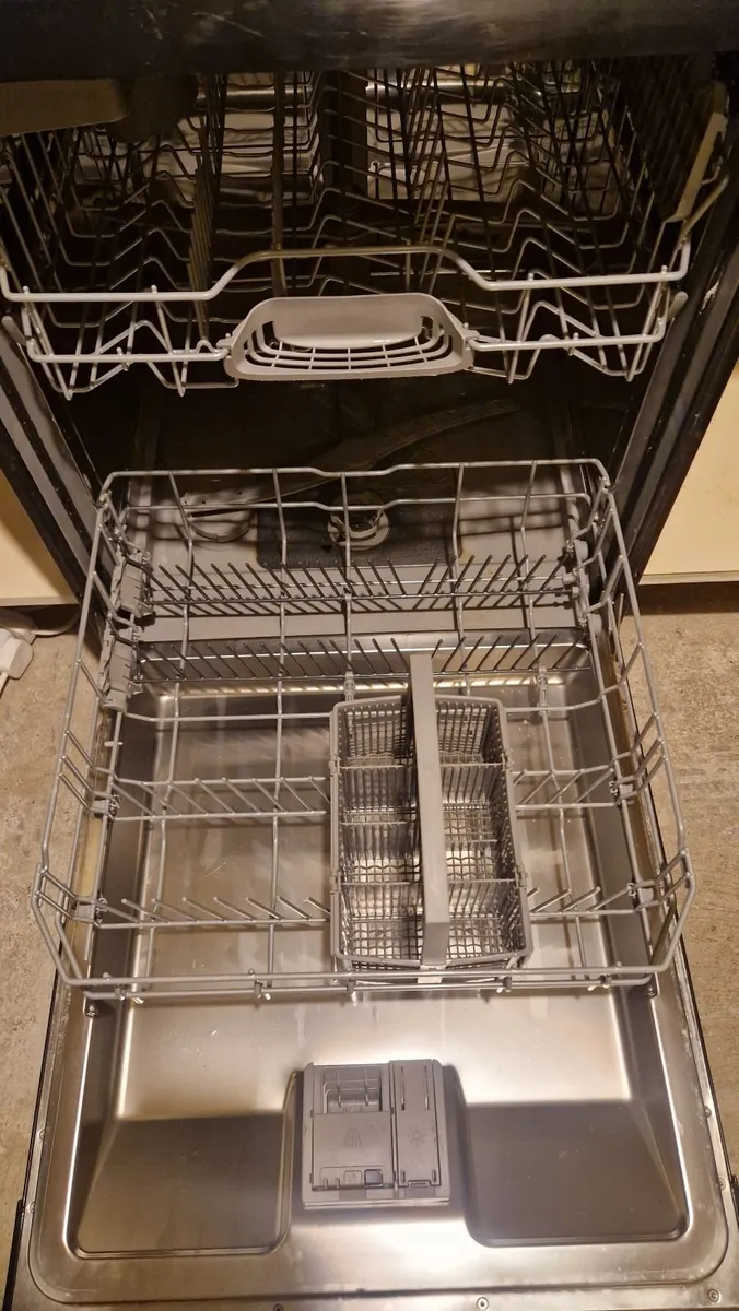 Bosch Dishwasher - Image 2