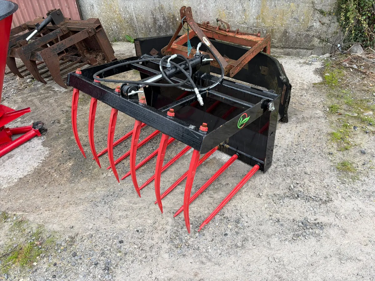 Livestock & Winter Feeding Equipment Auction - Image 2