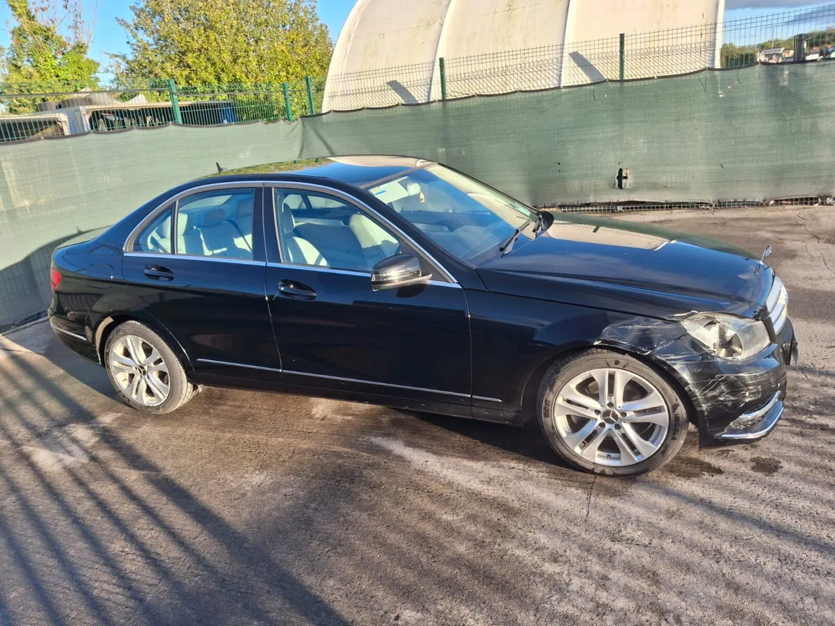 2013 Mercedes C 220 cdi Automatic - Image 2