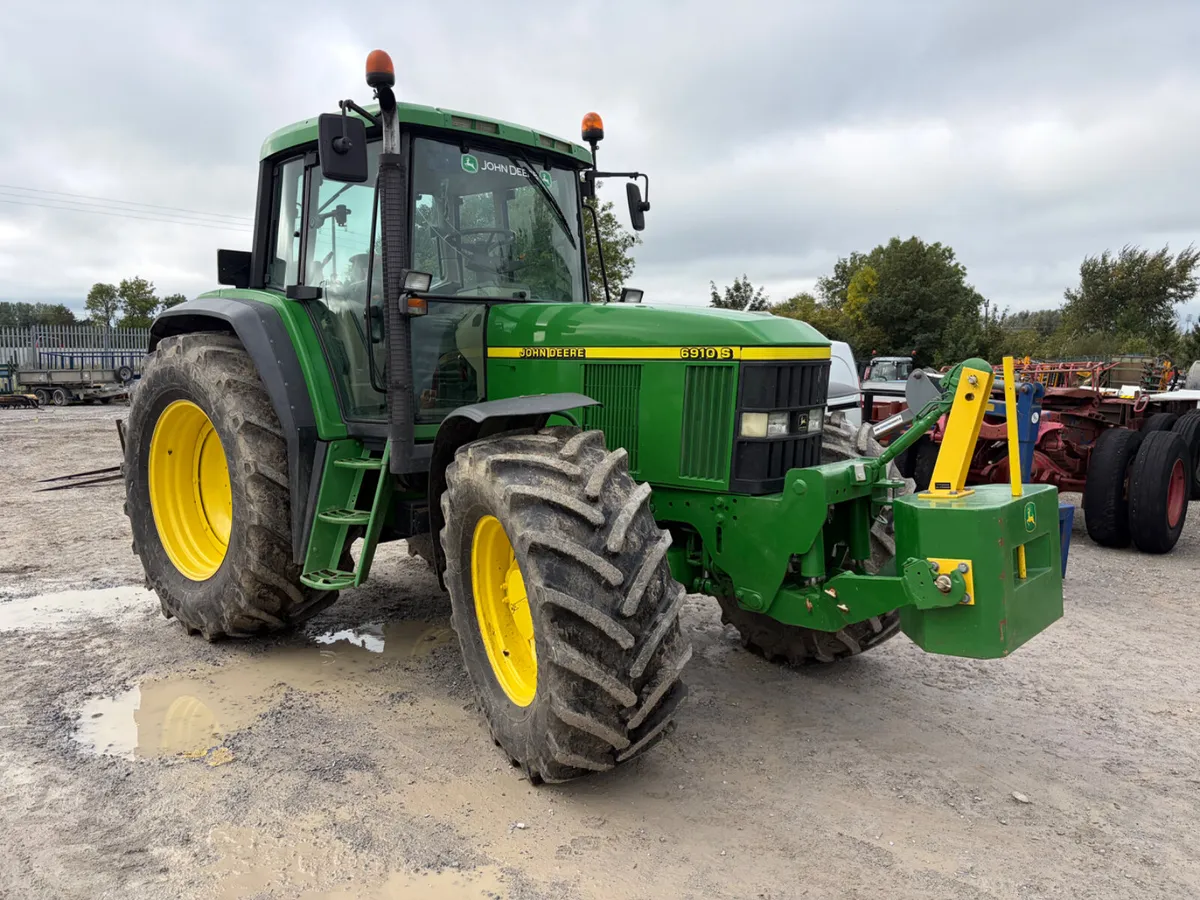 Tractor, Digger & Loader Auction Saturday - Image 1