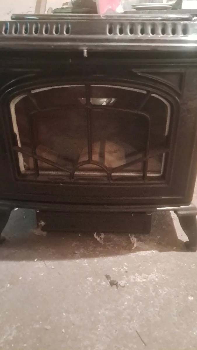 Stove - Image 2