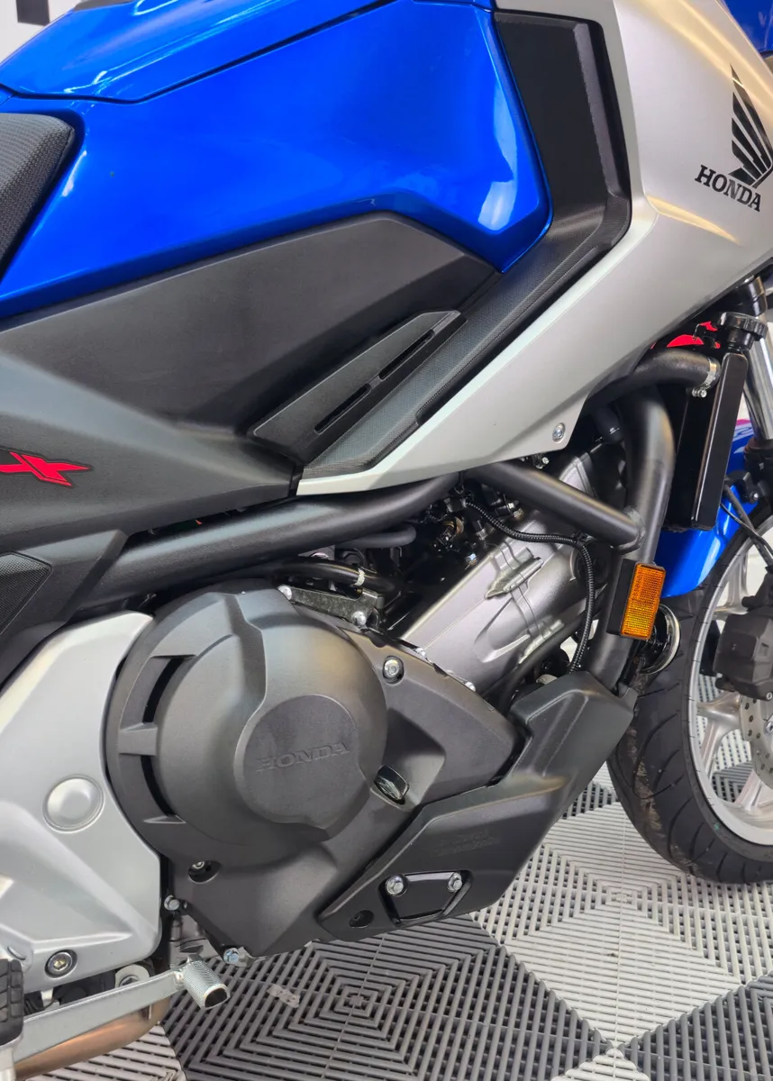 Honda NC750 XD Automatic DCT model - Image 4
