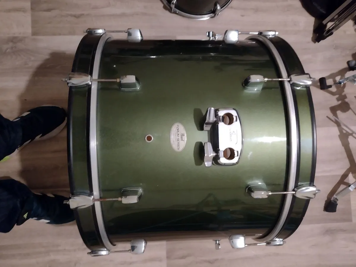 Pearl Drum Kit. - Image 3