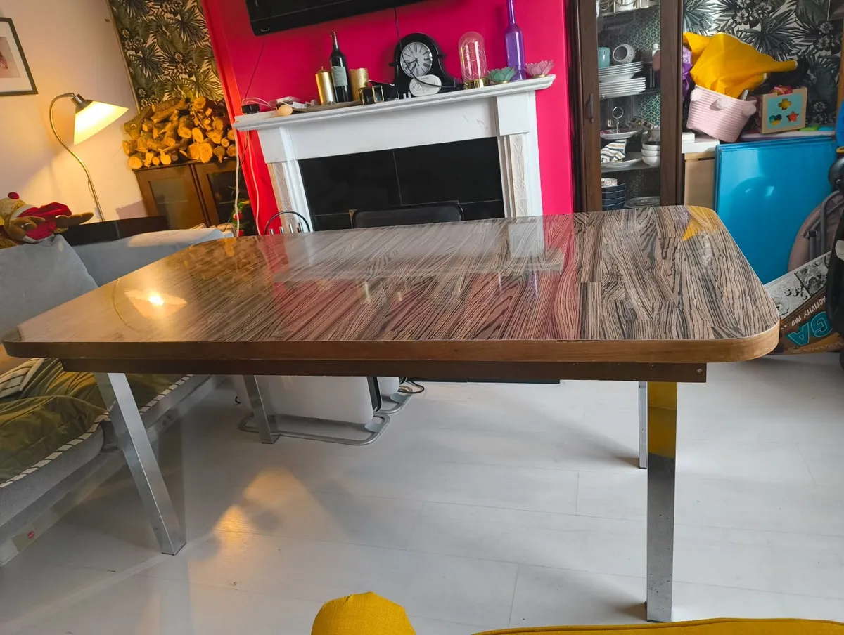 Table completely FREE - Image 3