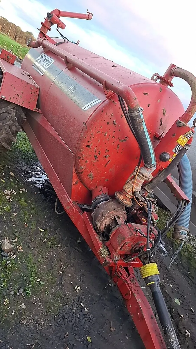 Tanker - Image 1