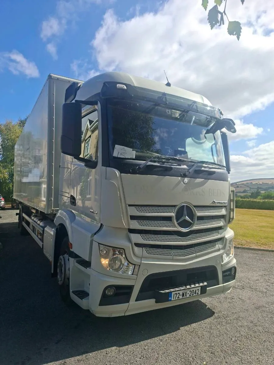 Mercedes Actros 1824L - Image 1