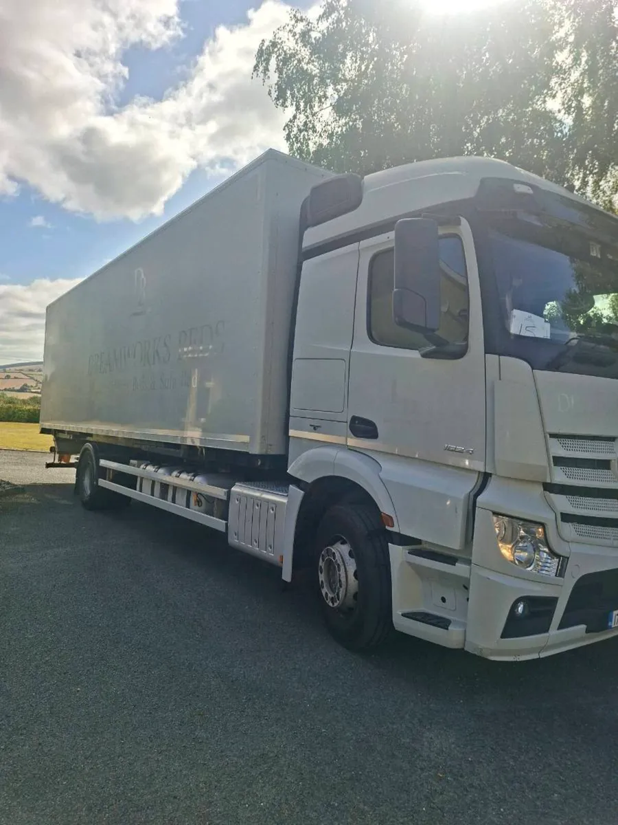 Mercedes Actros 1824L - Image 4