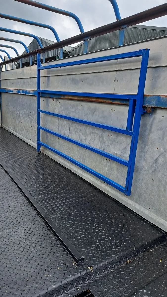 Cattle trailer - Image 3