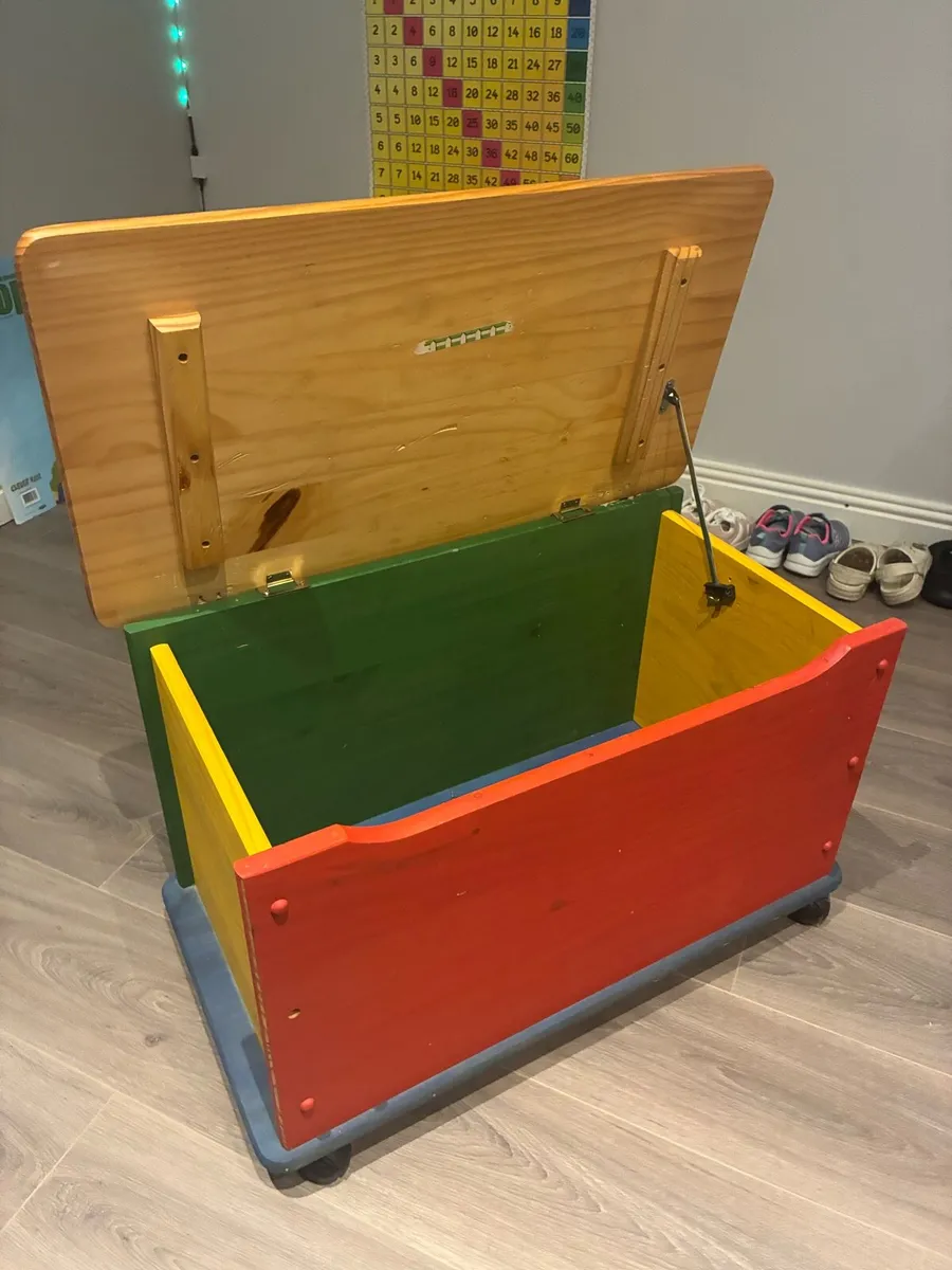 Child storage box - Image 2