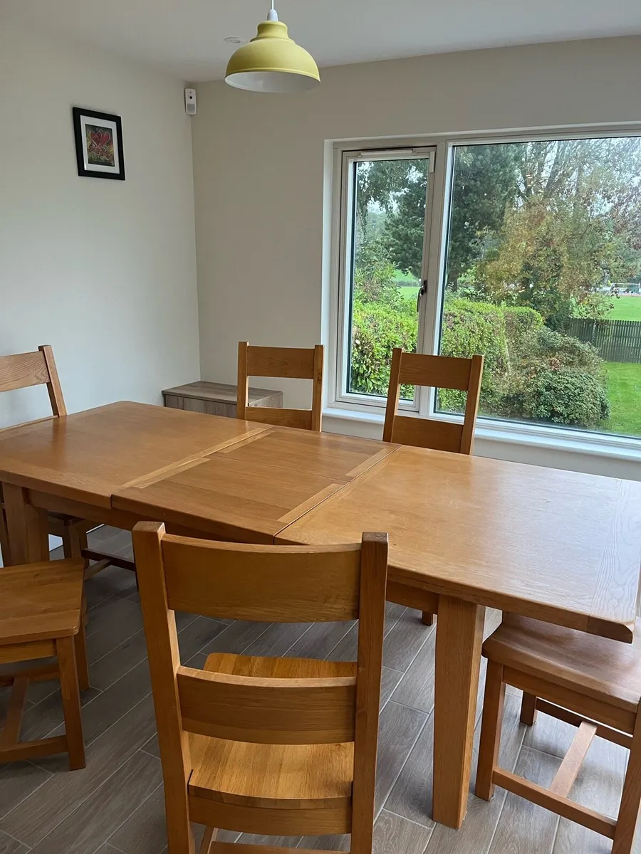 Solid Oak extendable kitchen table & chairs - Image 2