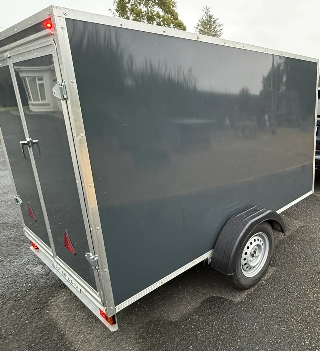 Box trailer - Image 1