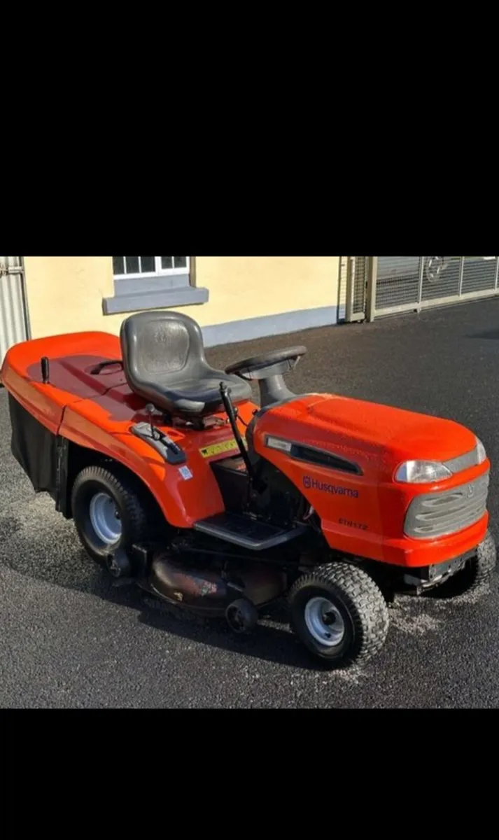 Ride on lawnmower 17hp