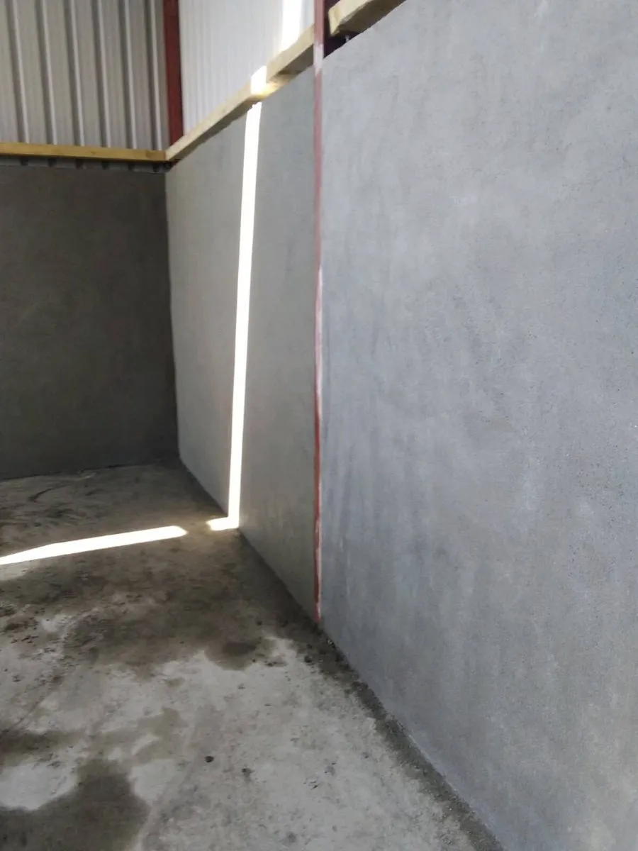 Plasterer - Image 1