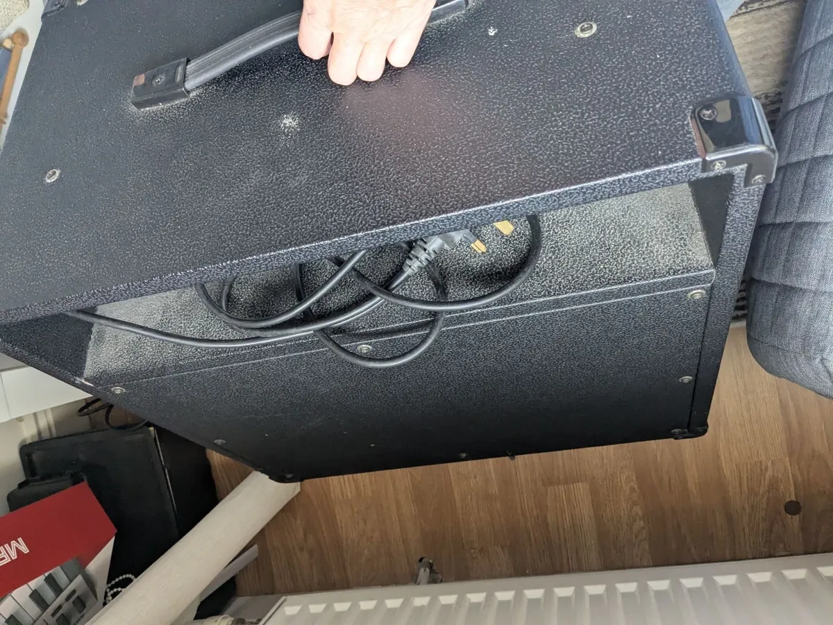 Harley Benton HB-80B Celestion Bass Combo Amp - 30 - Image 2