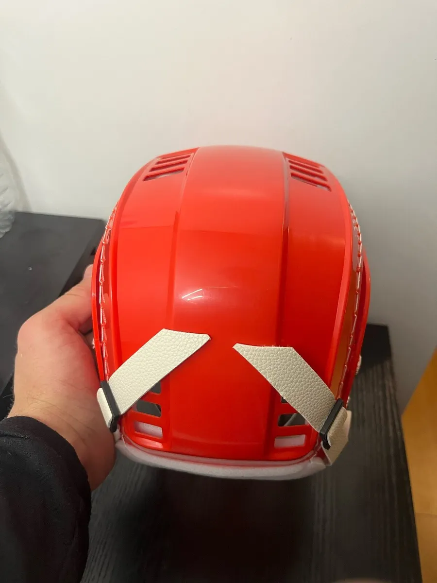 Red gola helmet - Image 4