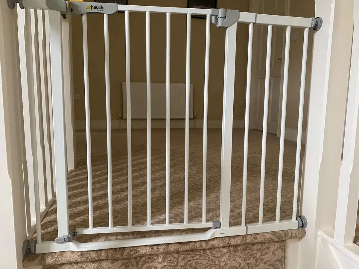 Stair gates x 2 - Image 1