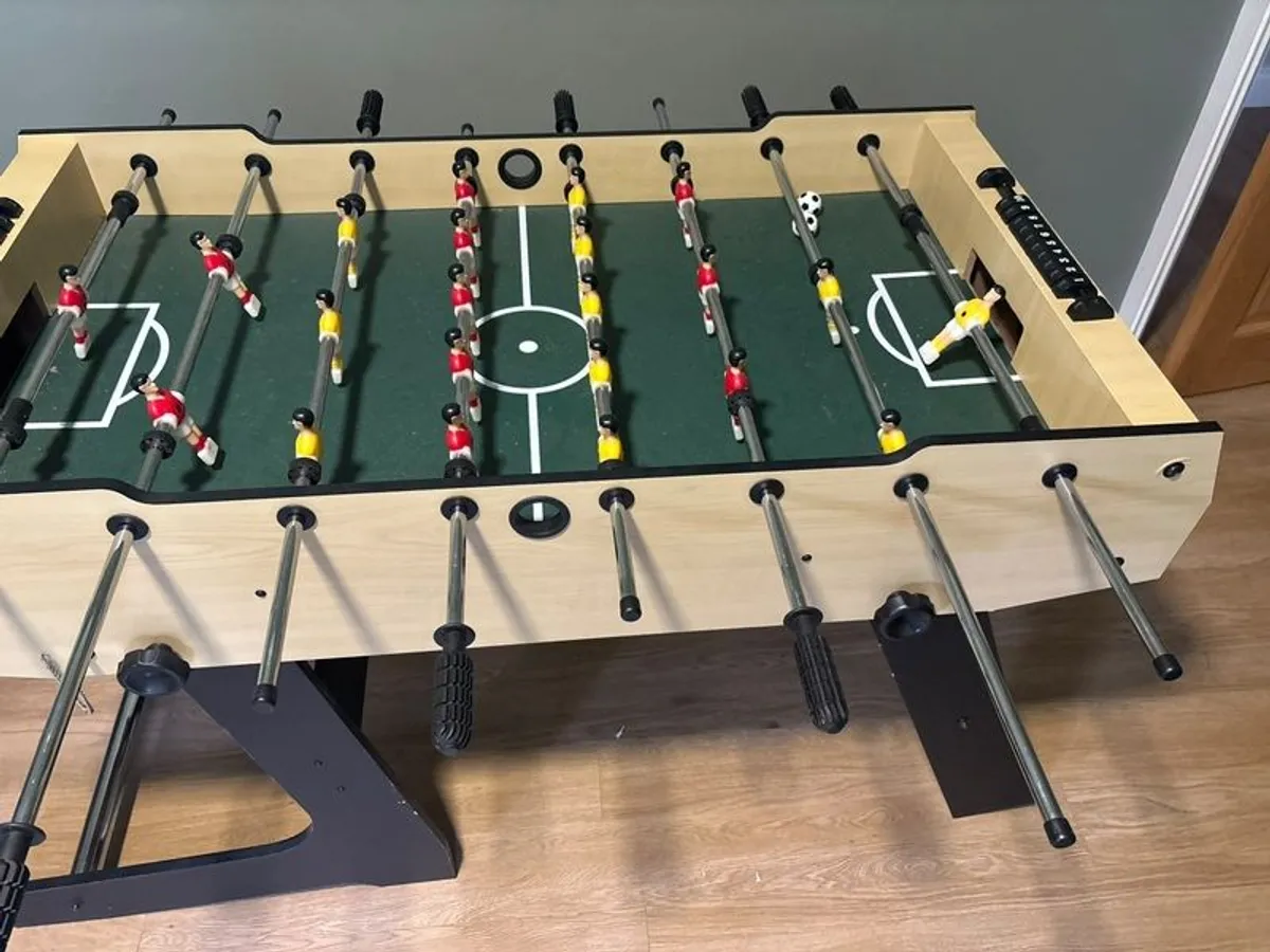 Foosball table - Image 2