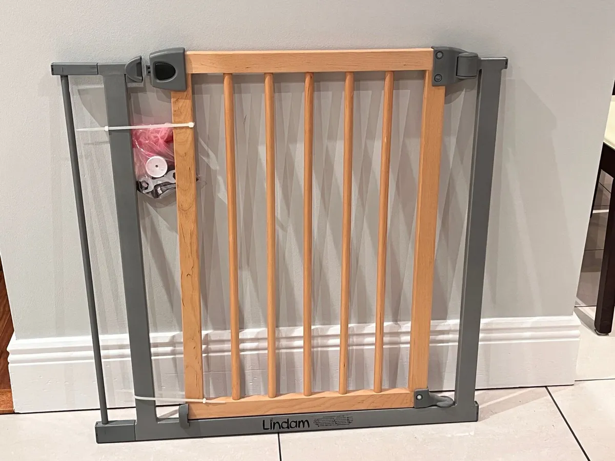 3 Lindam Baby safety gates - Image 1