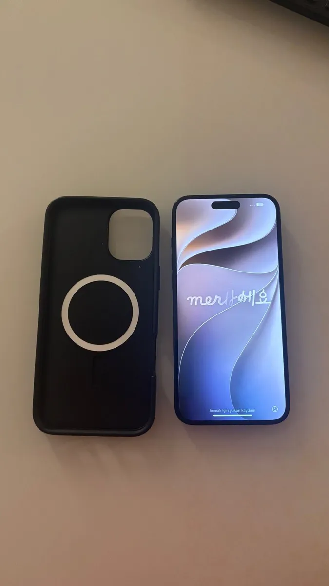 iPhone 16 plus 128 GB open to all network - Image 1