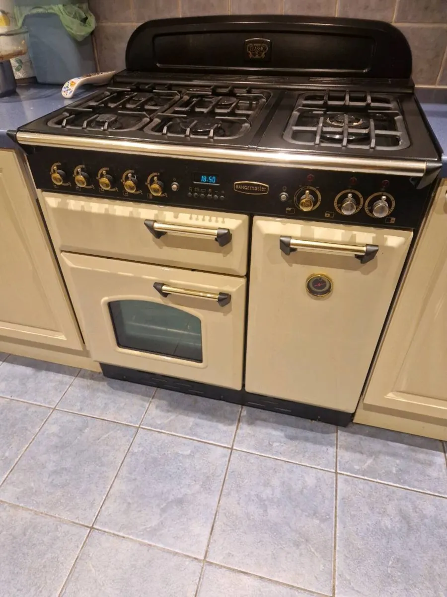 Rangemaster cooker - Image 1