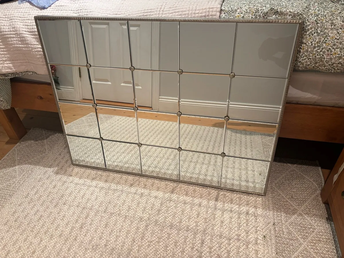 BRASS MIRROR - Image 1