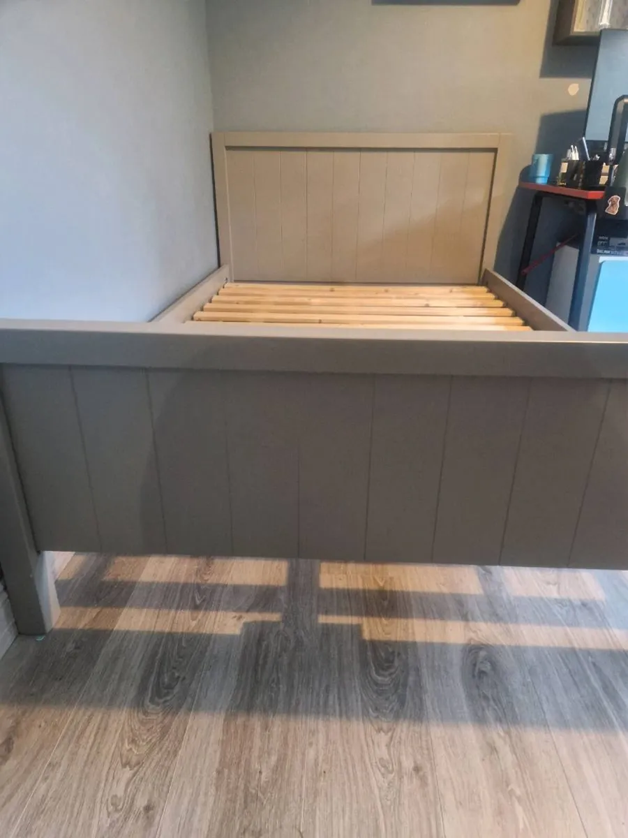 Double bed with mattress - Image 2