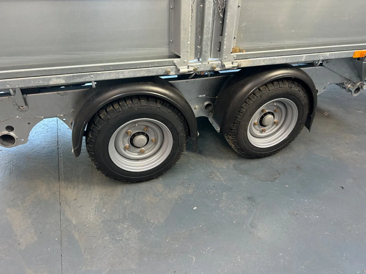 New Ifor Williams 10 ft Tipping Trailer - Image 3