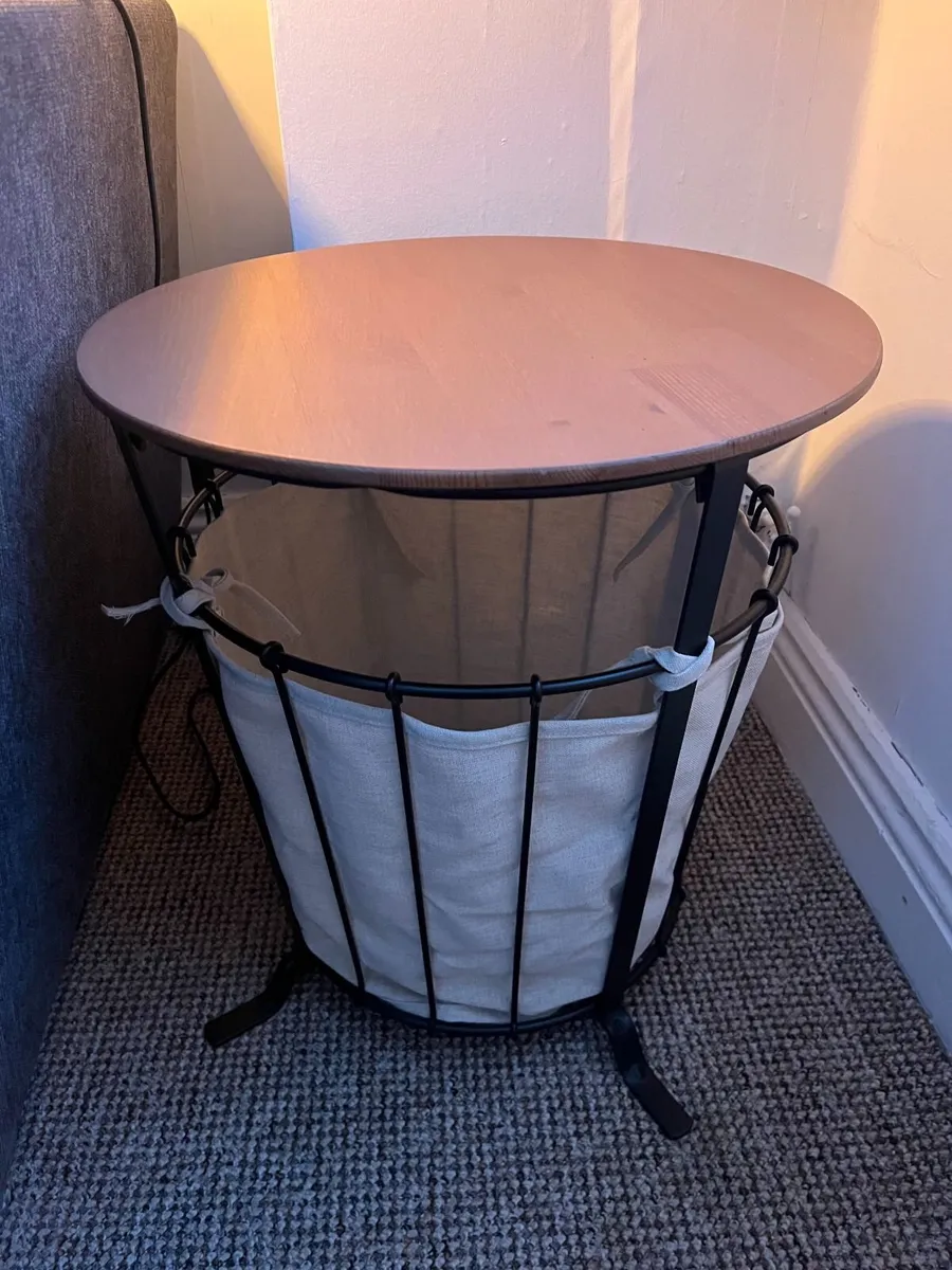 Storage table - Image 1